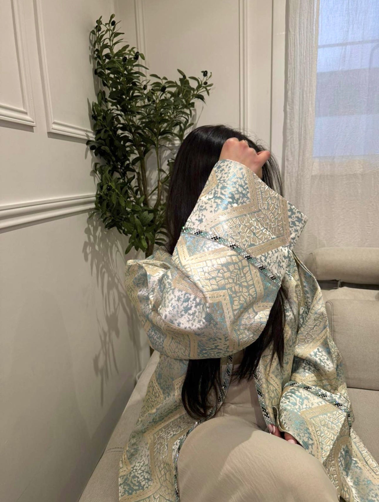 ABAYA BROCART BLEU/BLANC